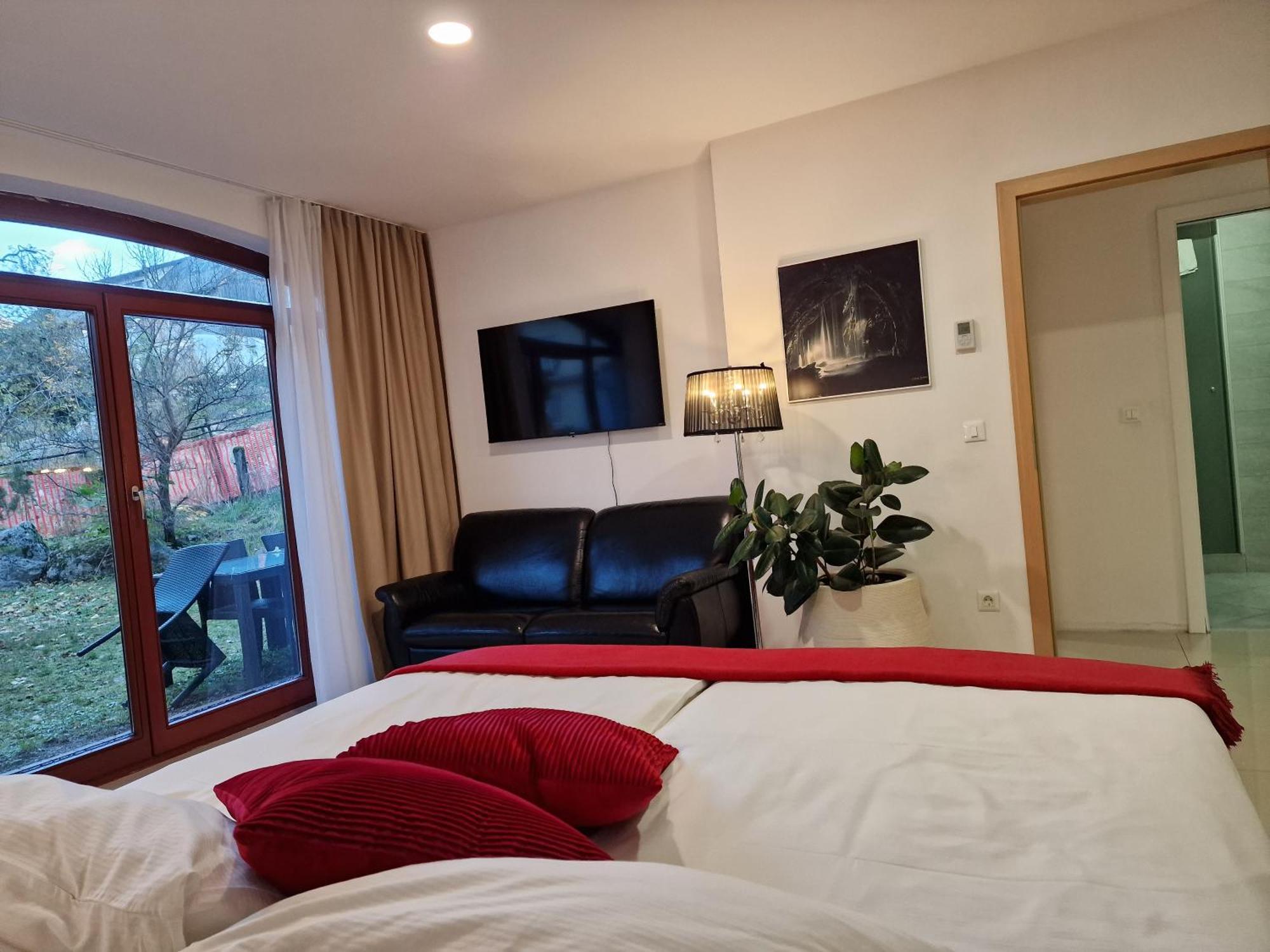 Aparthotel Gaja Bled Exteriör bild